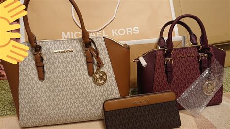 michael kors ラッキーバック